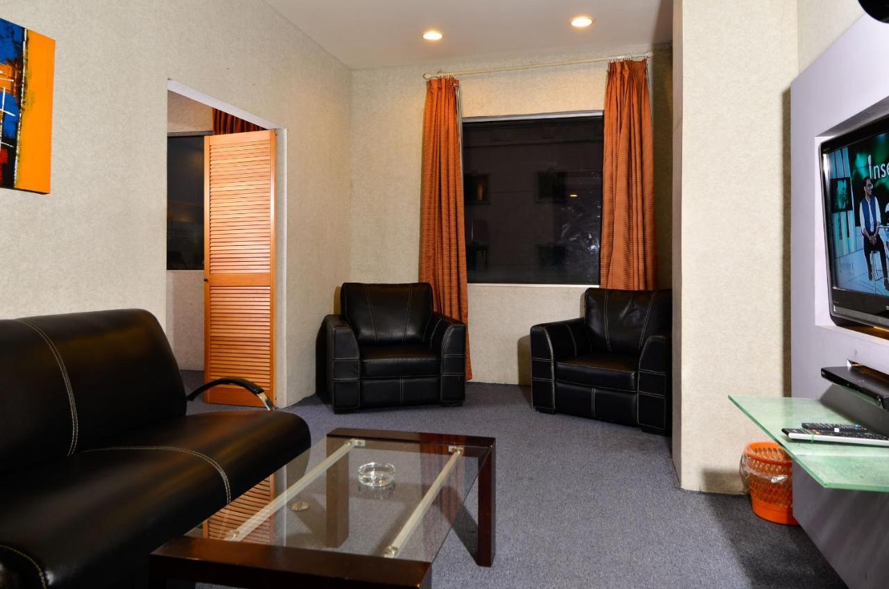 Hotel Peninsula Mangga Besar Jakarta Extérieur photo